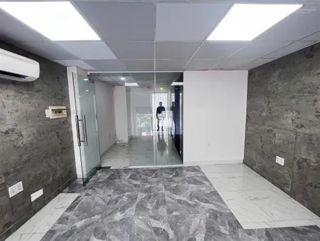 Siêu hot văn phòng trung tâm quận 3. dt 60m2 chỉ 13tr/th (setup bàn ghế cho khách hàng thuê)