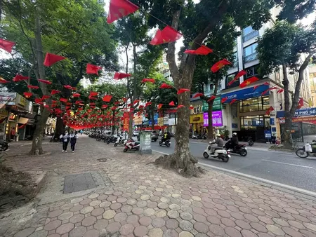 Cho Thuê Cửa Hàng Mặt Phố Phan đình Phùng 50m2 27tr