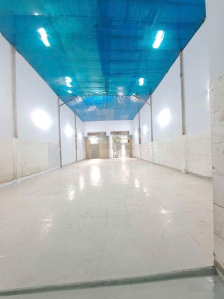 Cho thuê kho xưởng 8x25m, tải 8 tấn, điện 3pha, giá 17tr