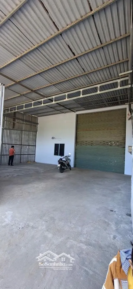Cho Thuê Kho Xưởng 850m2 đường Xe Công Xuân Thới Thượng Hóc Môn Tp.hcm