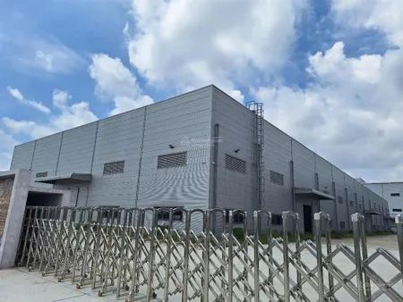 Cho thuê xưởng riêng biệt mới 100% ốp panel khu cn gia bình 2000m2 đến 100.000m2