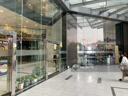 BQL toà nhà Golden Palace Mễ Trì cho thuê văn phòng 500m2 sẵn nội thất (có cắt lẻ 150m2, 226m2...)
