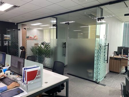 Bql tòa nhà HCMCC 381 Đội Cấn cho thuê văn phòng, DT 170m2, 220m2, 300m2. 120k/m2/ LH: 0345943145