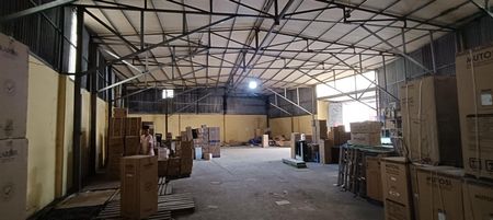 Cho thuê kho xưởng đường Phan Trọng Tuệ, Thanh Trì, DT 700m2, xe công, điện 3 pha, xuất VAT, 60tr