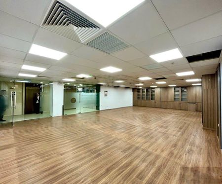 Cho thuê toà nhà văn phòng mặt phố Xuân La, diện tích linh hoạt từ 30m2, 50m2,... 500m2, 1000m2