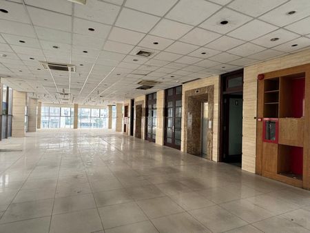 Cho Thuê Văn Phòng 2 Mặt Tiền Đường Bàu Cát Tân Bình - 500m2- 90tr/tháng - Liên hệ 0971079192