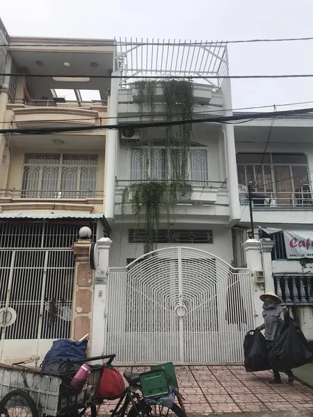 Cho Thuê Nhà Khu Tên Lửa Mt đường 5a, 4x20m, 3 Tấm, 18tr/th. 3 Phòng Ngủ, Có Sẵn Nội Thất, Gần Aeon