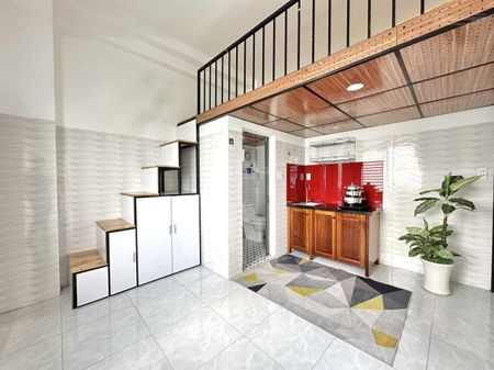 Phòng Gác Lửng Cửa Sổ Thoáng, Mới Xây Ngay Lê Văn Sỹ