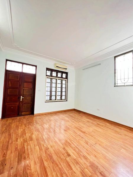 Cho thuê nhà nguyên căn ngõ 29 Dịch Vọng, Cầu Giấy, DT 50m2 x 4 tầng 4PN full đồ 11 triệu/th