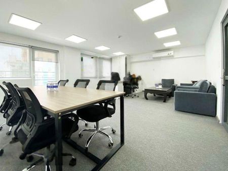 Cho thuê mặt bằng làm vp đại diện, toà nhà lớn chuyên nghiệp, uy tín, đủ tiện ích quanh toà nhà