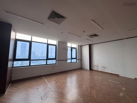 Chính chủ cho thuê văn phòng 148m2 tại tòa nhà Roman Plaza Tố Hữu giá thuê tốt nhất khu vực