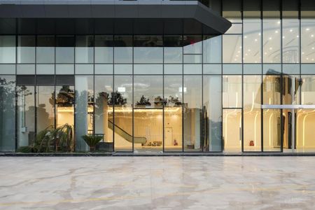 Cho thuê văn phòng tại ROX Tower, 300 nghìn VND/m2/tháng, 138m2