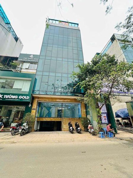 Cho thuê toà nhà vp mới tinh Nguyễn Khang, 130m x 8T, hầm, MT 12m, thông sàn, thang máy, PCCC 100tr