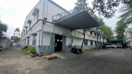 Cho thuê kho xưởng KV: 4.000m2, xưởng: 2.700m2, KCN Tân Tạo, Bình Tân, PCCC tự động