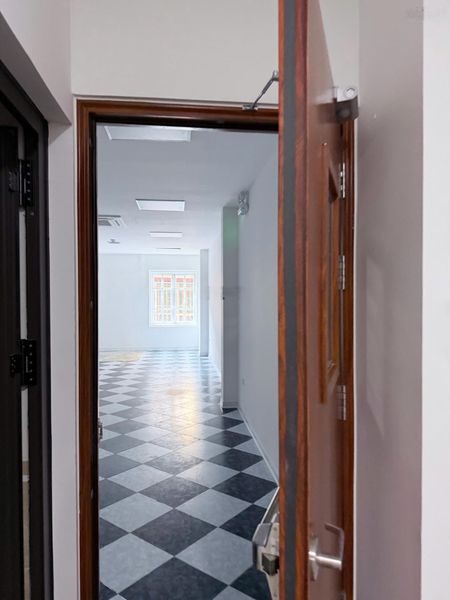 Cho thuê nhà mặt phố kinh doanh giá siêu tốt