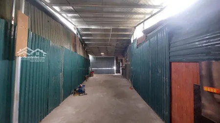 Kho 130m2, Trần Hòa, Xe 18t đỗ, 10 Triệu/th