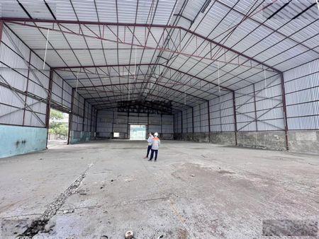2100m kho xưởng cụm công nghiệp Quất Động cần cho thuê, xuất đủ VAT, giá 65k/m