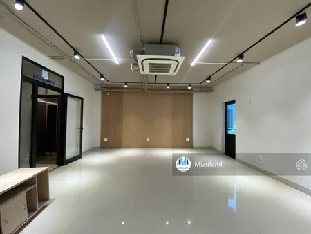 Bất Ngờ: Văn Phòng 40m2 Mà đủ Chỗ Cho Cả Team 8 - 10 Nhân Sự
