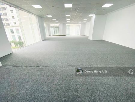 Cho thuê Văn phòng đẹp tại Duy Tân, 50m2,100m2,200m2,500m2 giá 200.000đ/m2 đủ nội thật