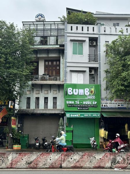 Cho thuê nhà 4 tầng nguyên căn góc 2 mặt tiền Lê Trọng Tấn 4,7 x 16m nở hậu 9,3m giá 45tr/ th