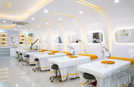 Cho Thuê Cửa Hàng Mặt Tiền 10m Tại Nguyễn Trường Tộ, Giá Tốt Chỉ Với 180tr Kinh Doanh Mọi Mô Hình