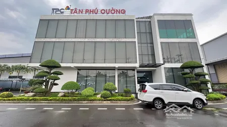 Giảm Mạnh Cuối Năm Cơ Hội Thuê Văn Phòng Giá Tốt - Văn Phòng 3tầng Tại Kcn Xuyên á đức Hòa, Long An