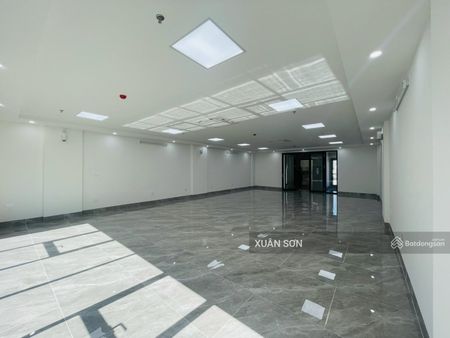 Cho thuê sàn VP tại khu đô thị Đại Kim - Tòa nhà ốp kính mới 100%,Thông sàn, thang máy giá 18tr/th