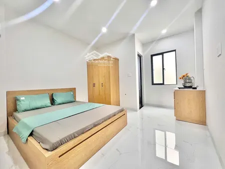 Phòng Mới Xây đủ Nội Thất - Bảo Vệ 24/7 Lê Thị Chợ