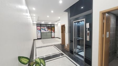 Chính chủ cho thuê văn phòng 80m2 giá 17tr hải âu 11 vinhomes ocean park 1