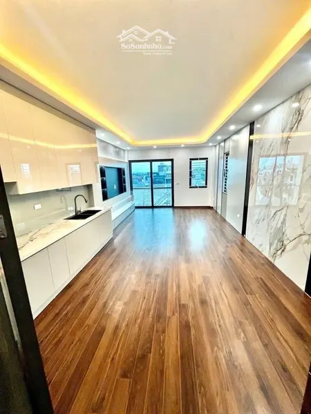 Bát Khối - Nhà Mới 6 Tầng, Thang Máy - Gara - 12tr