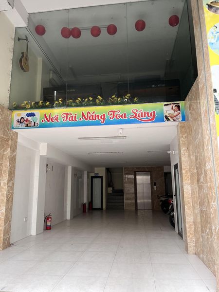 Tứ hiệp thanh trì cho thuê các tầng 80m2 làm văn phòng kd, lớp học