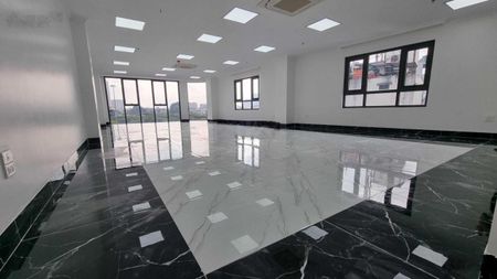 Cho thuê tòa building phố Hoàng Ngân, Cầu Giấy: 150m2, 8 tầng, 1 hầm, mặt tiền khủng, chỉ 80tr/th