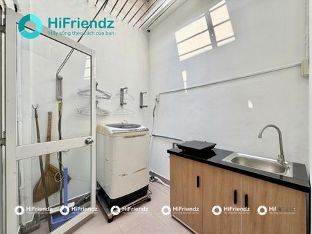 Phòng 35m2 Tách Bếp ban công thoáng máy giặt riêng Ngay Đại Học Y Dược Quận 5 cách chỉ 300m đi bộ