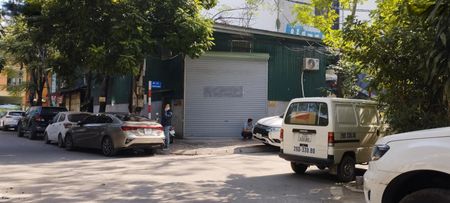 Cho thuê kho phố Lộc - Xuân Đỉnh, ô tô ra vào thoái mái, kết cấu thép chắc chắn 120m2 x 2 tầng
