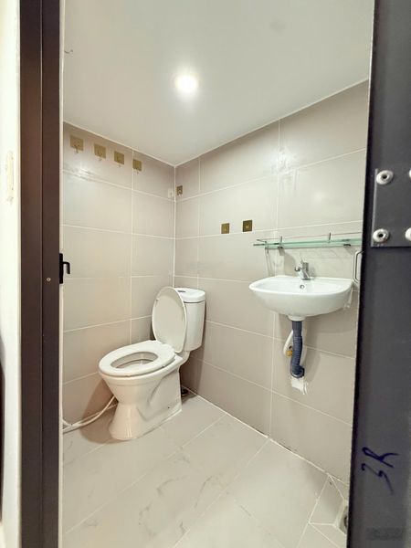 Duplex gác cao 2m không đụng đầu