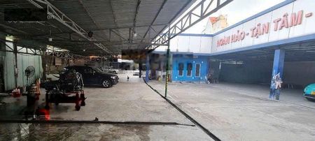 Kho diện tích 1500m2 cần cho thuê gấp ở Đường Nguyễn Văn Quỳ có pccc