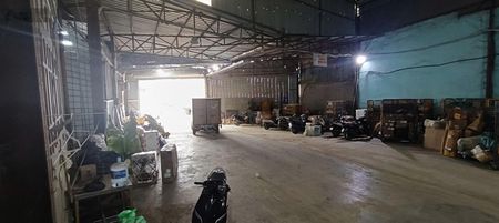 Cho thuê kho xưởng DT 1300m2 mặt đường QL6 - Biên Giang, cầu Mai Lĩnh, Hà Đông, xuất VAT, xe công