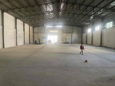 Cho thuê kho xưởng 600m2 - 55 triệu/th, đường Lũy Bán Bích - Hòa Bình