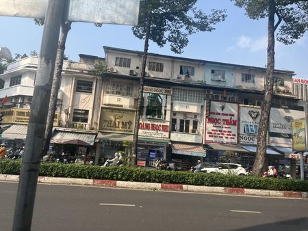 Cần tìm mặt bằng tại Đường An Dương Vương Quận 5 để kinh doanh Ngân hàng