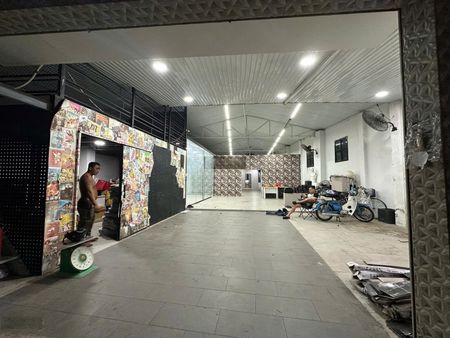 Cho thuê kho,xưởng 10x30m giá 27tr/t, hẻm lê trọng tấn