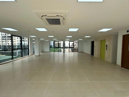 Cho thuê văn phòng trung văn 120m2 giá 17 triệu diện tích rộng, tòa nhà chuyên nghiệp