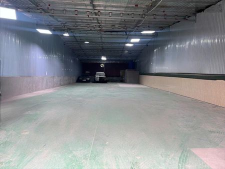 Cho thuê kho xưởng đẹp 350m2 điện 3 fa, nền epoxy, xe 10 tấn đỗ tại Sa Đôi, Đại Mỗ, Nam Từ Liêm, HN