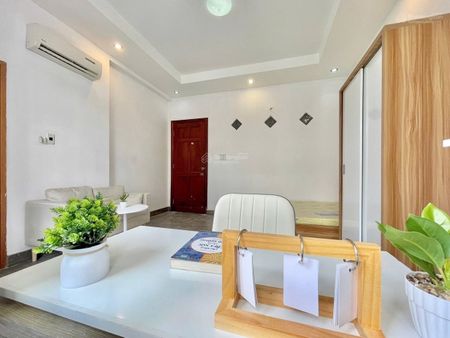 Cho Thuê Phòng Full NT đường 3 tháng 2, Quận 10. Dọn vào ngay. Giá thuê 5.5 triệu/tháng