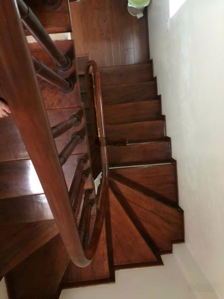 Chính chủ cần cho thuê nhà hiện đại nguyên căn 5 tầng 3PN Full nội thất mới đẹp 44 hào nam 16tr/thg