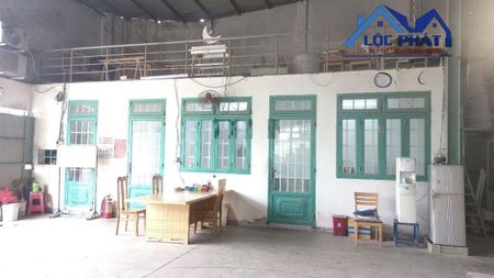 Cho thuê nhà xưởng 3.000m2 giá chỉ 110 triệu. Tân Hoà-Biên Hoà-Đồng Nai : 0937980190