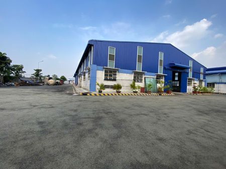 Cho thuê kho siêu vip 2.300m2, PCCC, cont 40fit mặt tiền Vĩnh Lộc B, Bình Chánh