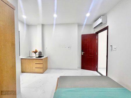 Phòng mới xây đủ nội thất - bảo vệ 24/7 lê thị chợ