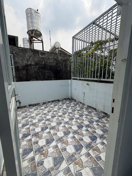 Cho thuê nhà nguyên căn P15 Q8 4PN có sân thượng giá 7,5triêu