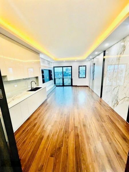 Cho thuê nhà bát khối 11 triệu/tháng