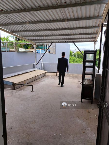 Cho thuê nhà 2.5 tầng: đường hàn thuyên - tầng 1 thông suốt - 4pn - 3wc